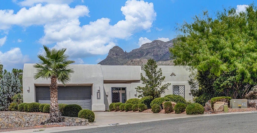 Photo of 5601 Burning Tree Drive, El Paso, TX 79912 (MLS # 944290)