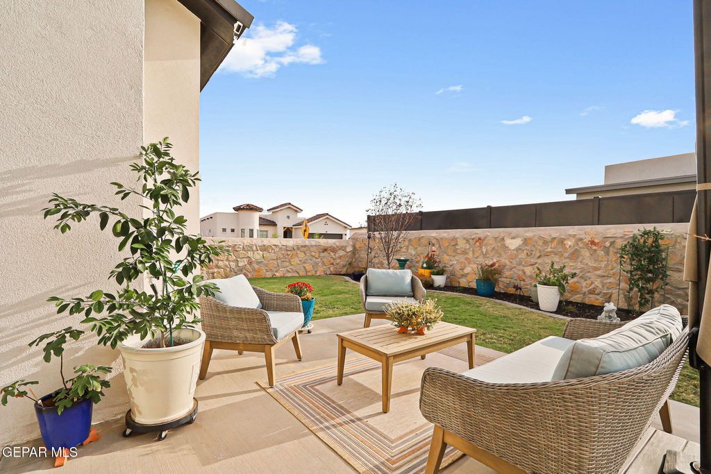 Photo of 921 NAYLAND Place, El Paso, TX 79928 (MLS # 931937)