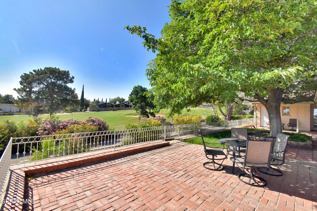 Photo of 849 River Oaks Drive, El Paso, TX 79912 (MLS # 944897)