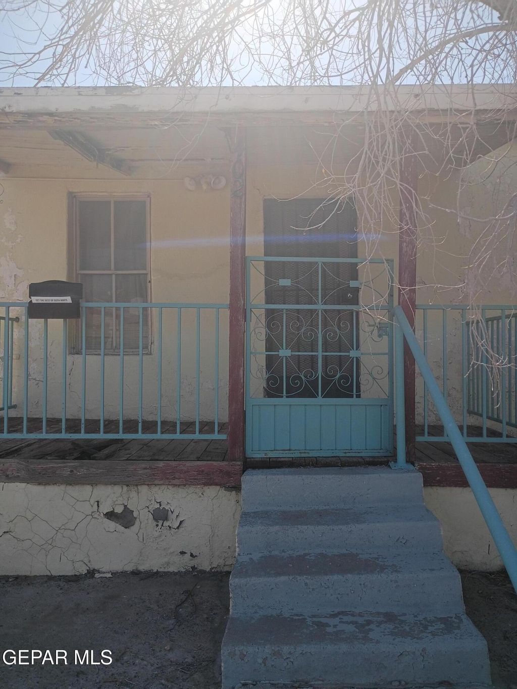 Photo of 402 DOLAN Street, El Paso, TX 79905 (MLS # 945385)