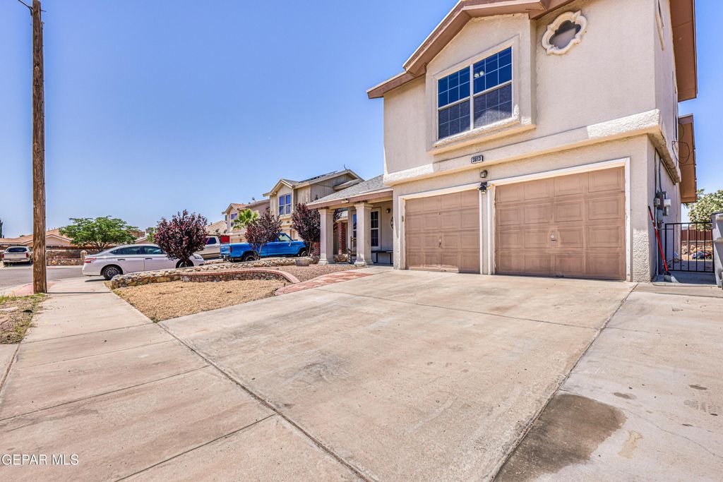 Photo of 3813 TIERRA FIJI Lane, El Paso, TX 79938 (MLS # 944130)
