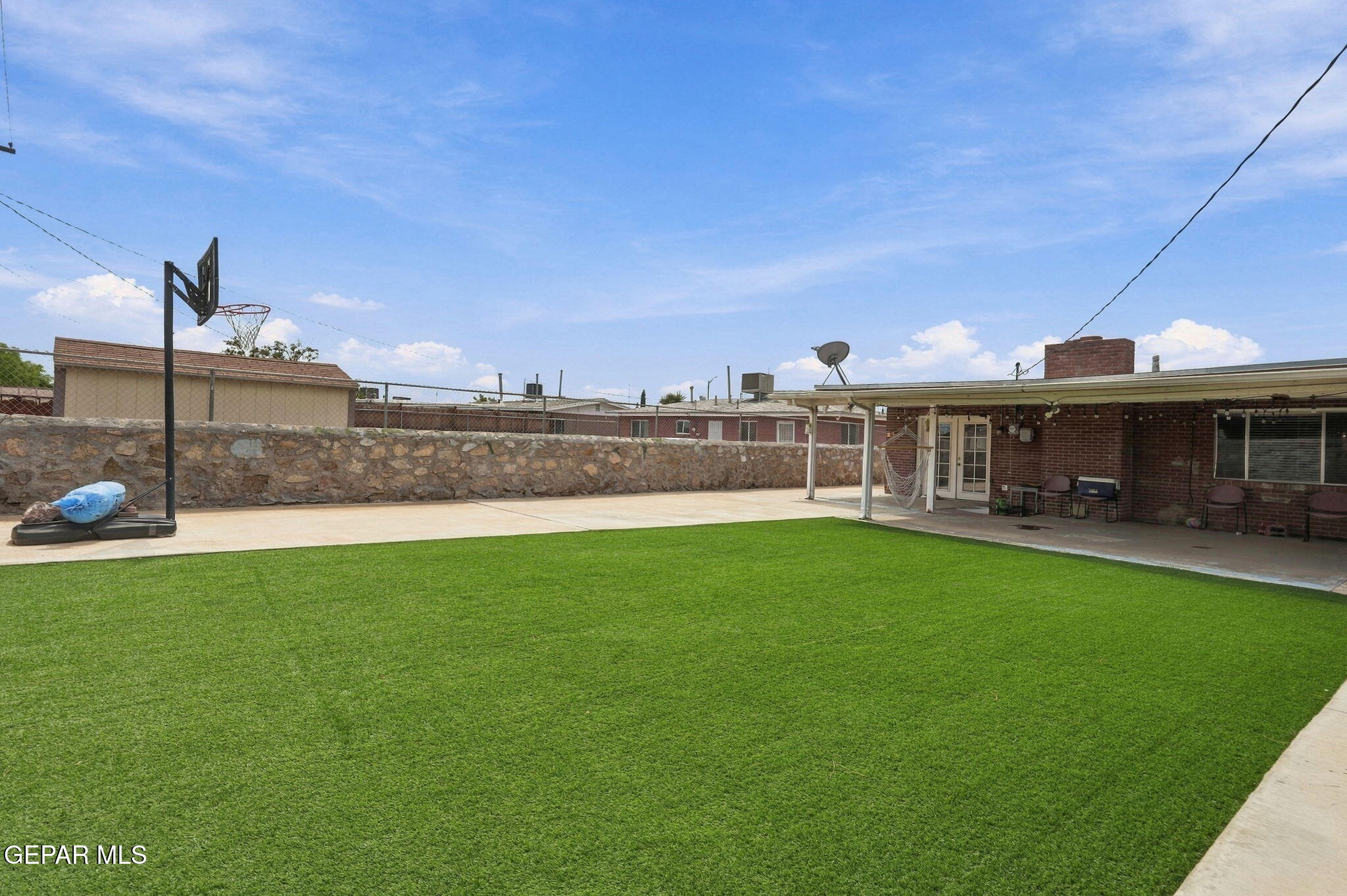 664 CORTEZ Drive