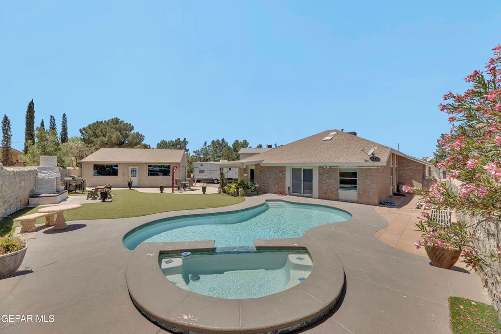 Photo of 1404 ADOLPH CARSON Place, El Paso, TX 79936 (MLS # 944136)