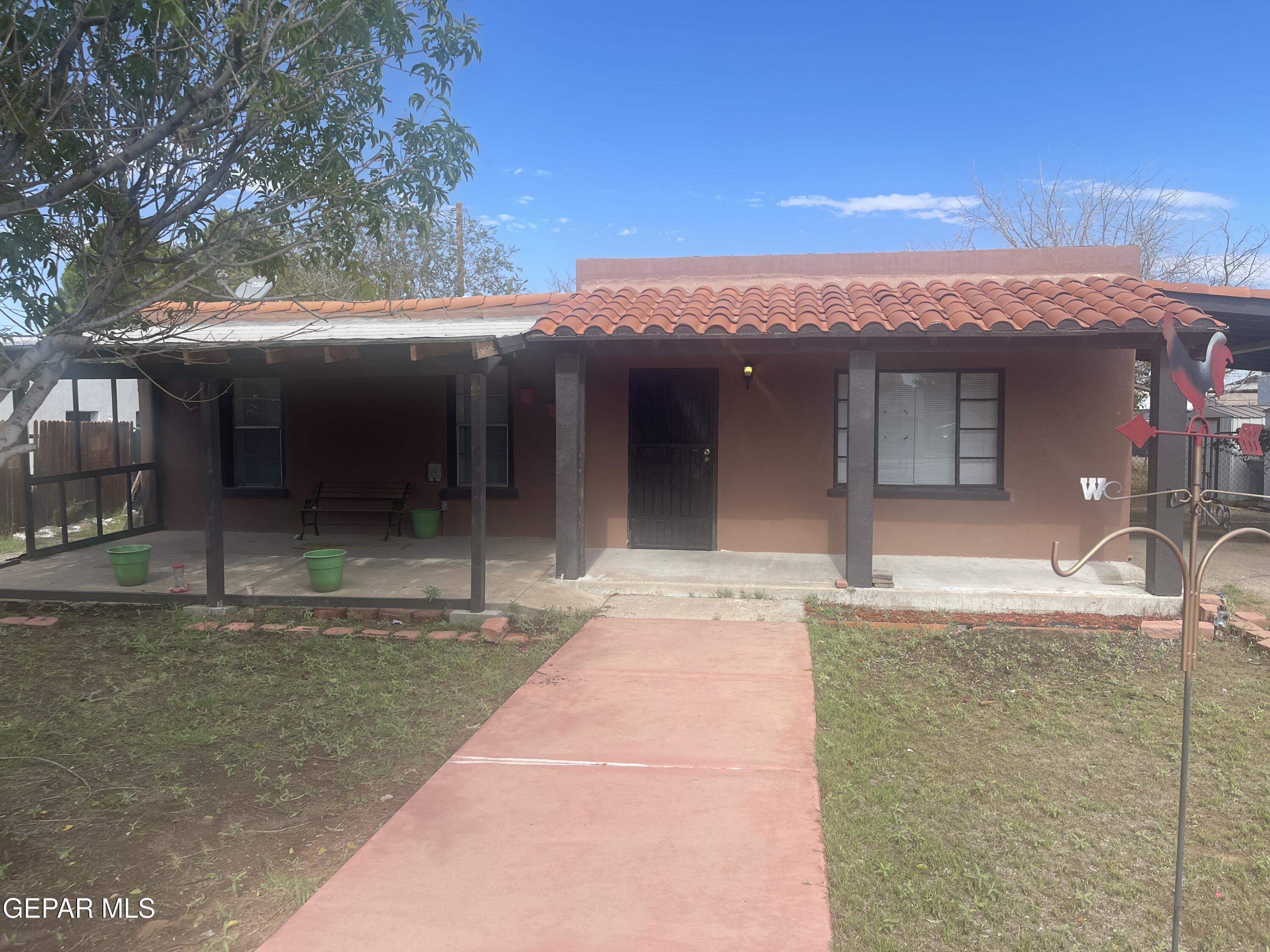 Photo 1 of 29 — 7817 WEST Drive, El Paso, TX 79915