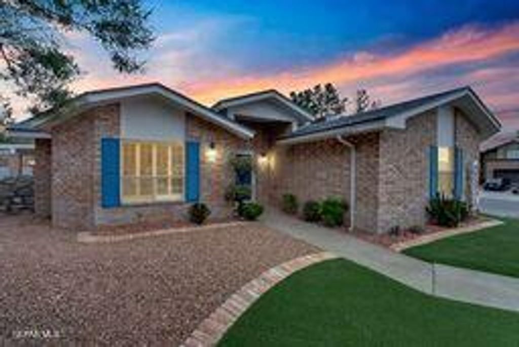 Photo of 6921 MARBLE CANYON Drive, El Paso, TX 79912 (MLS # 943493)