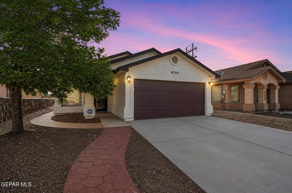 Photo of 4709 KIKO A FIERRO Drive, El Paso, TX 79938 (MLS # 943919)