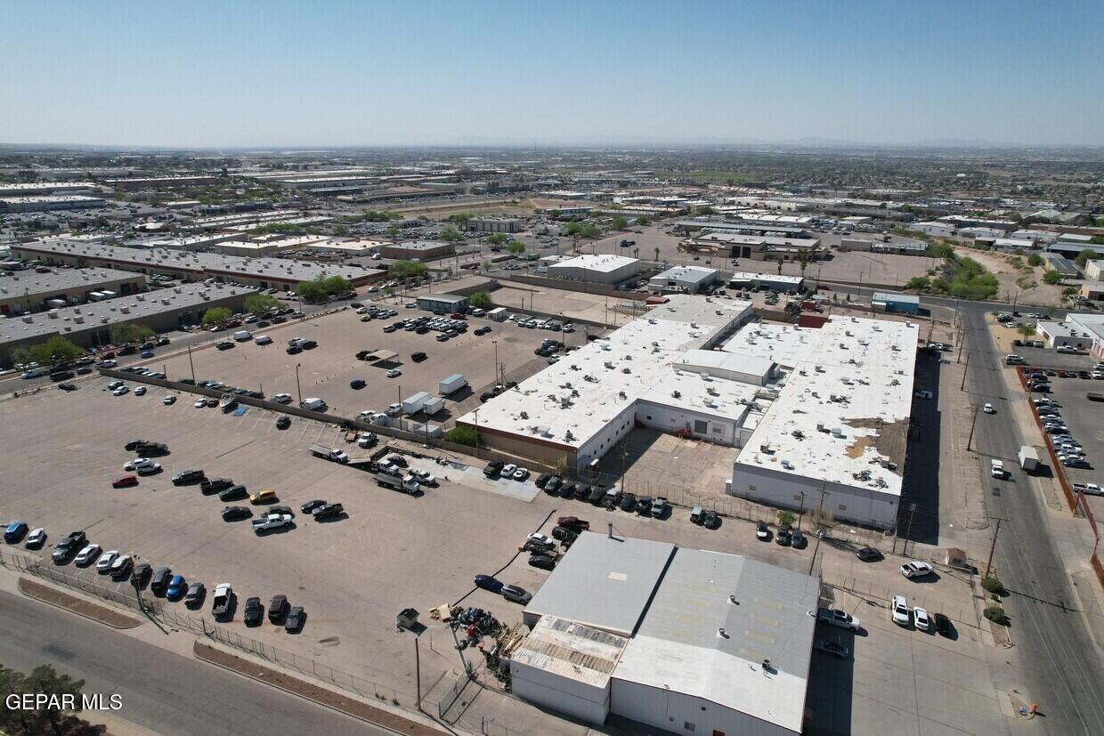 1430 VANDERBILT Drive