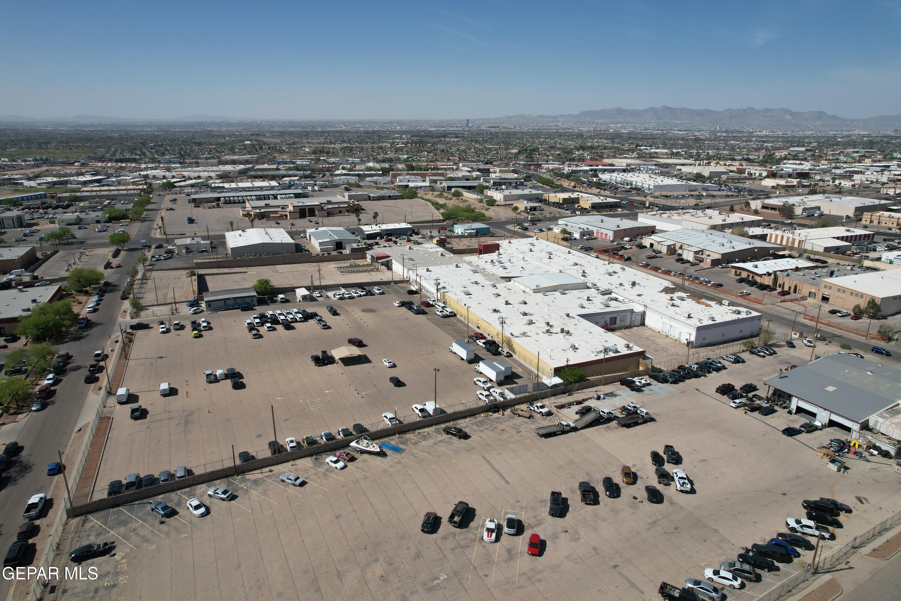 1430 VANDERBILT Drive