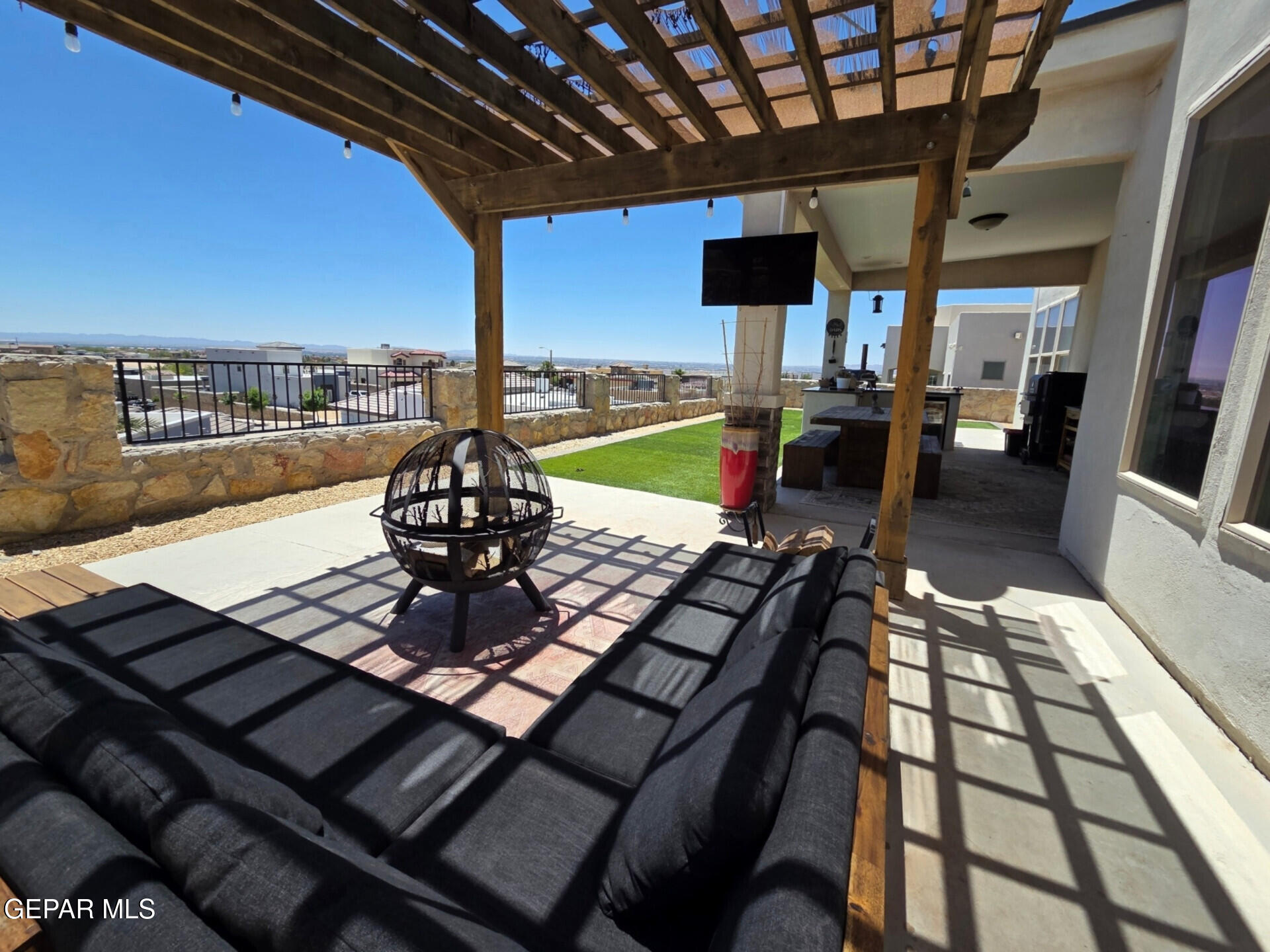 12334 WILLS CRESCENT Court