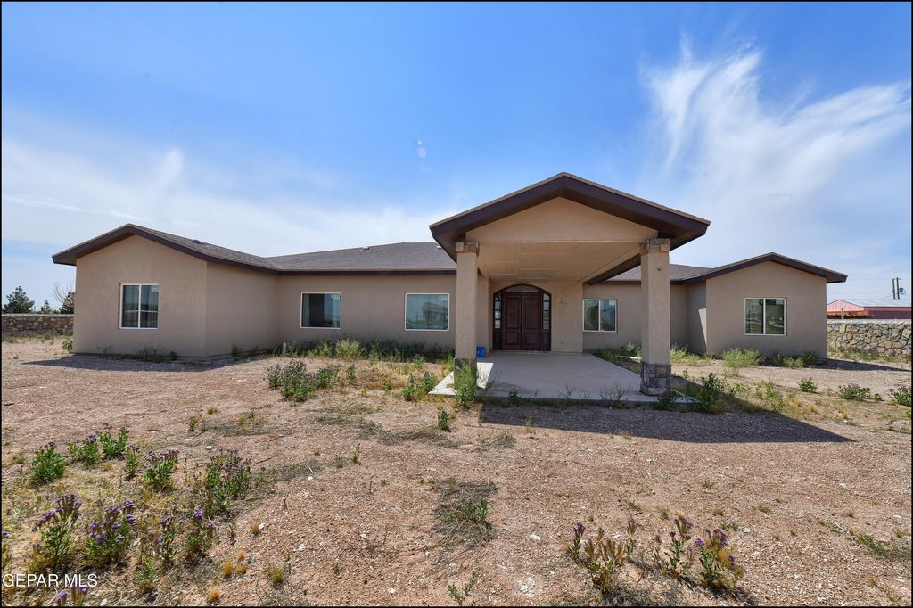Photo of 13360 Ayla Road, El Paso, TX 79938 (MLS # 942880)