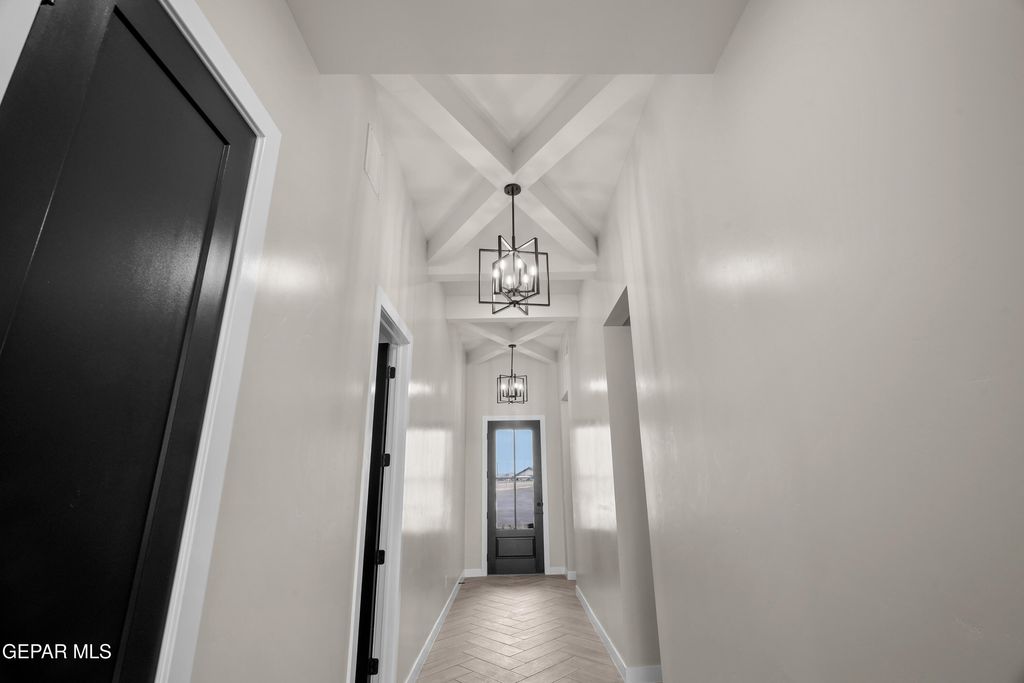 Photo of 601 Curleaf Court, Horizon City, TX 79928 (MLS # 939619)