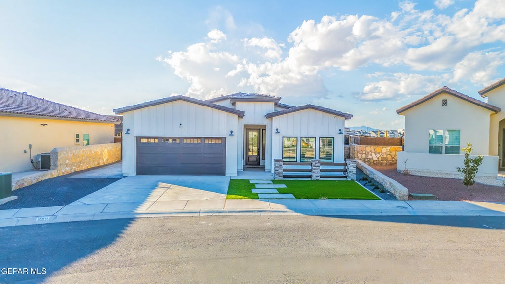 Photo of 889 Kirkby Way WAY, El Paso, TX 79928 (MLS # 952650)