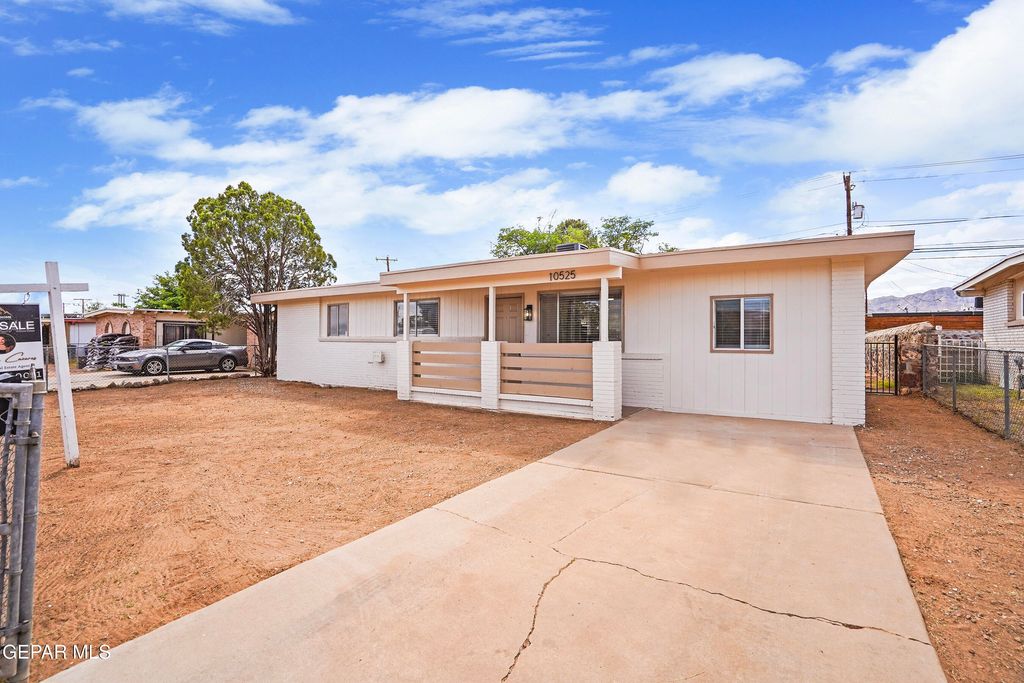Photo of 10525 KENDALL Street, El Paso, TX 79924 (MLS # 941942)