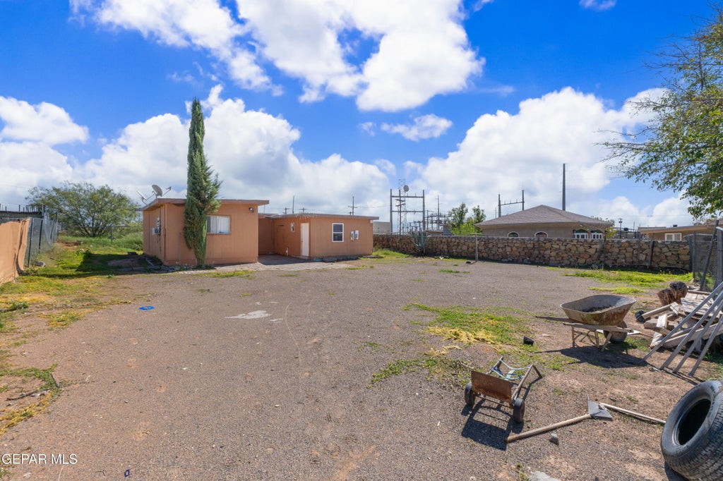 Photo of 3948 Vanderveer Drive, El Paso, TX 79938 (MLS # 953383)