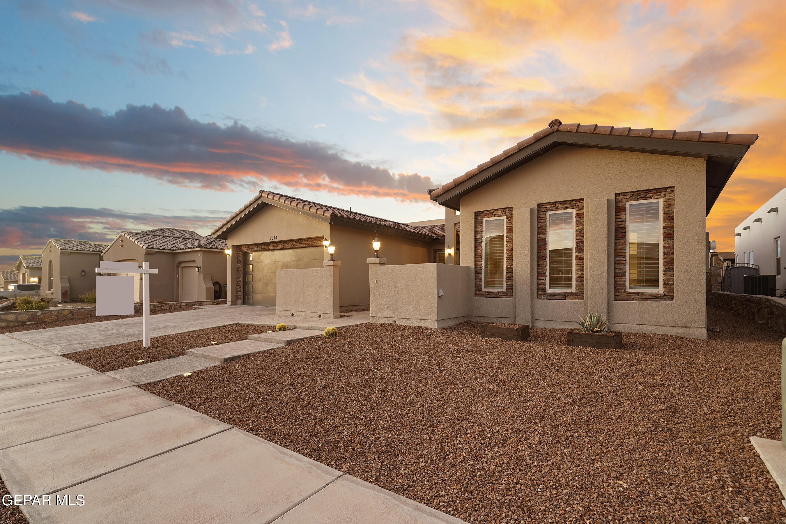 7379 MULE TEAM Drive