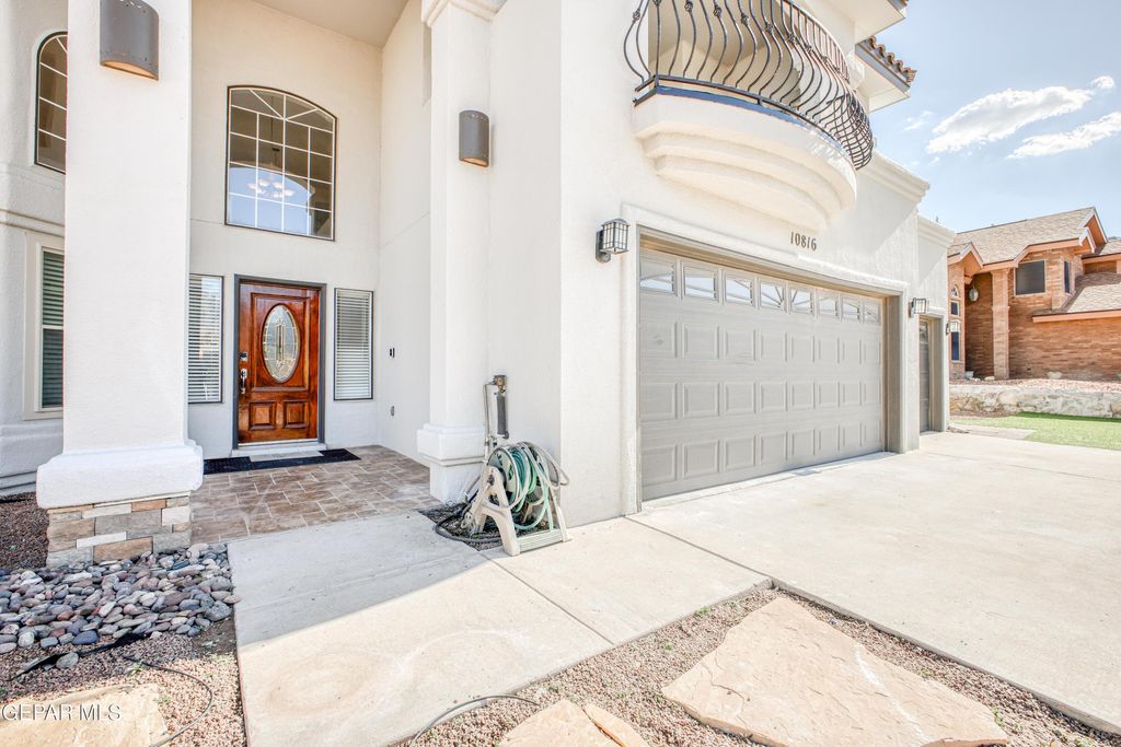 Photo of 10816 LOMA DE VIDA Lane, El Paso, TX 79934 (MLS # 938464)