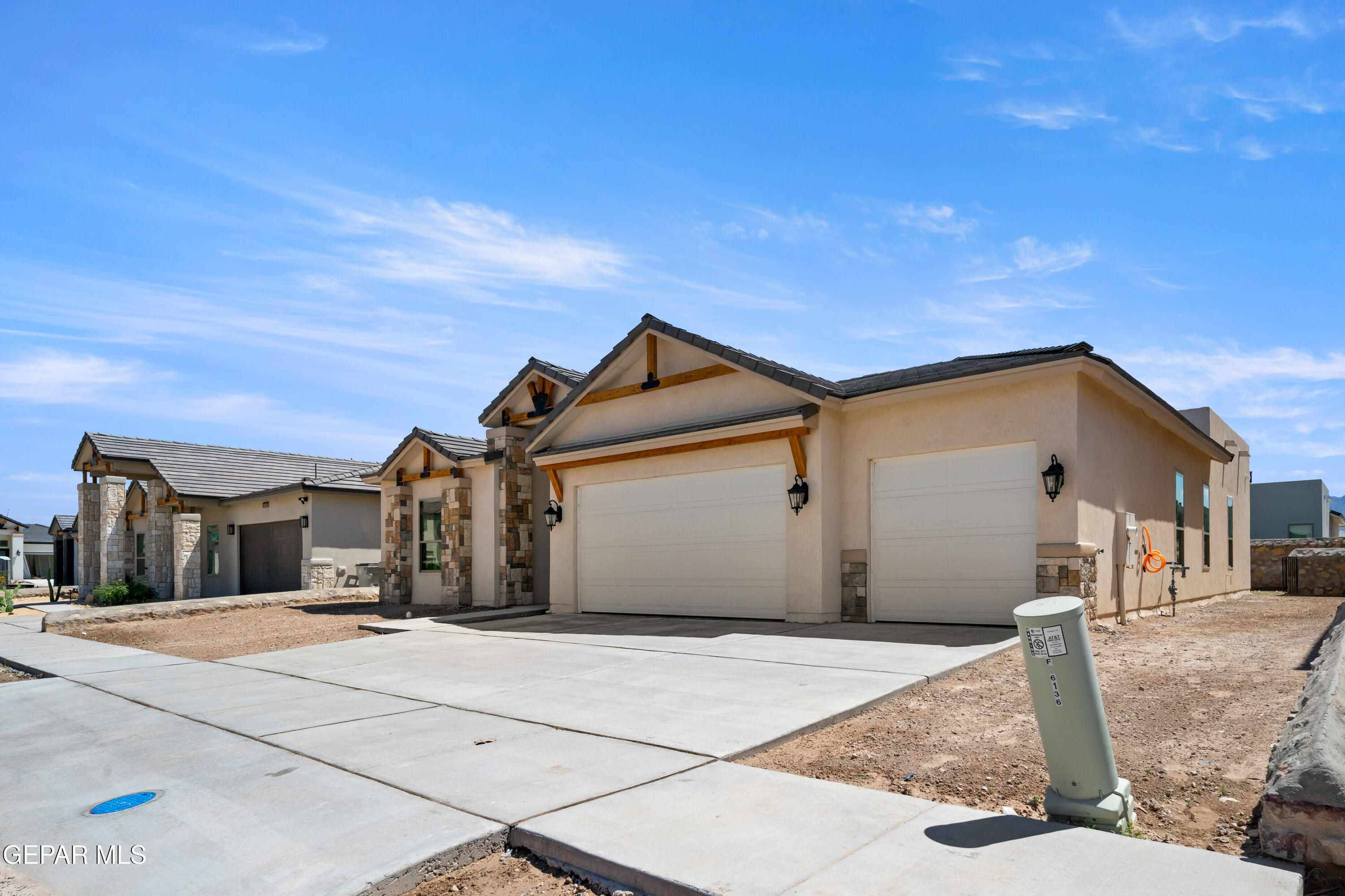 6136 Patricia Elena Place