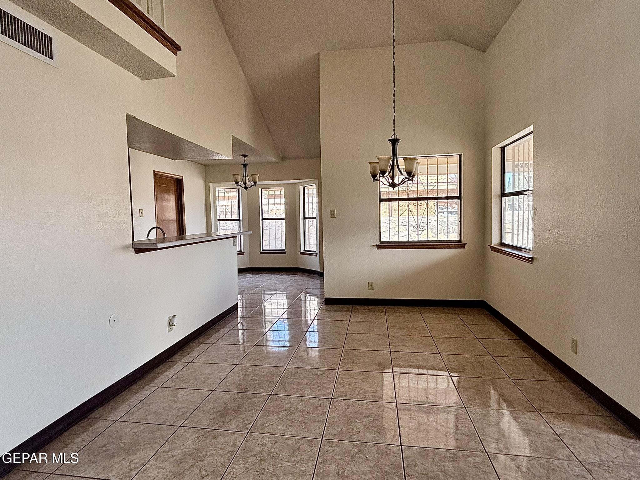 1442 SIERRA DE ORO Drive