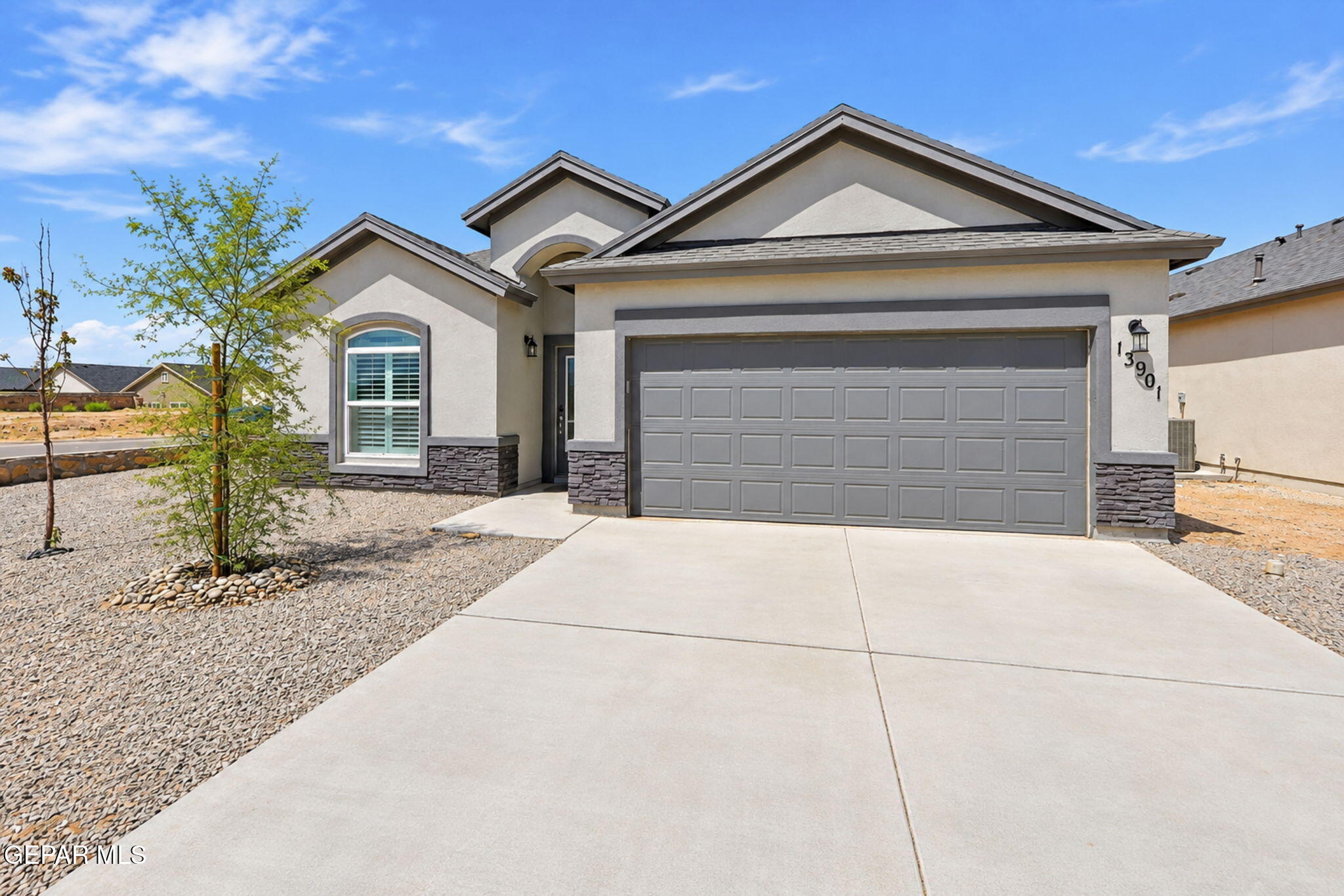 13901 Victory Sky Avenue