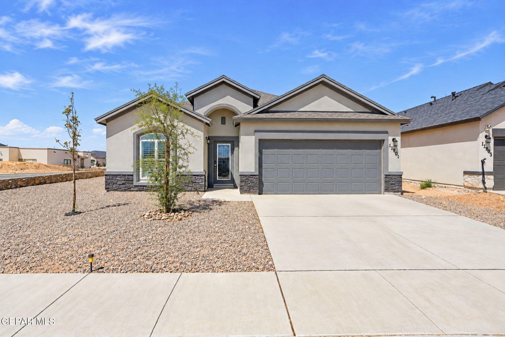 Photo of 13901 Victory Sky Avenue, Horizon City, TX 79928 (MLS # 951386)
