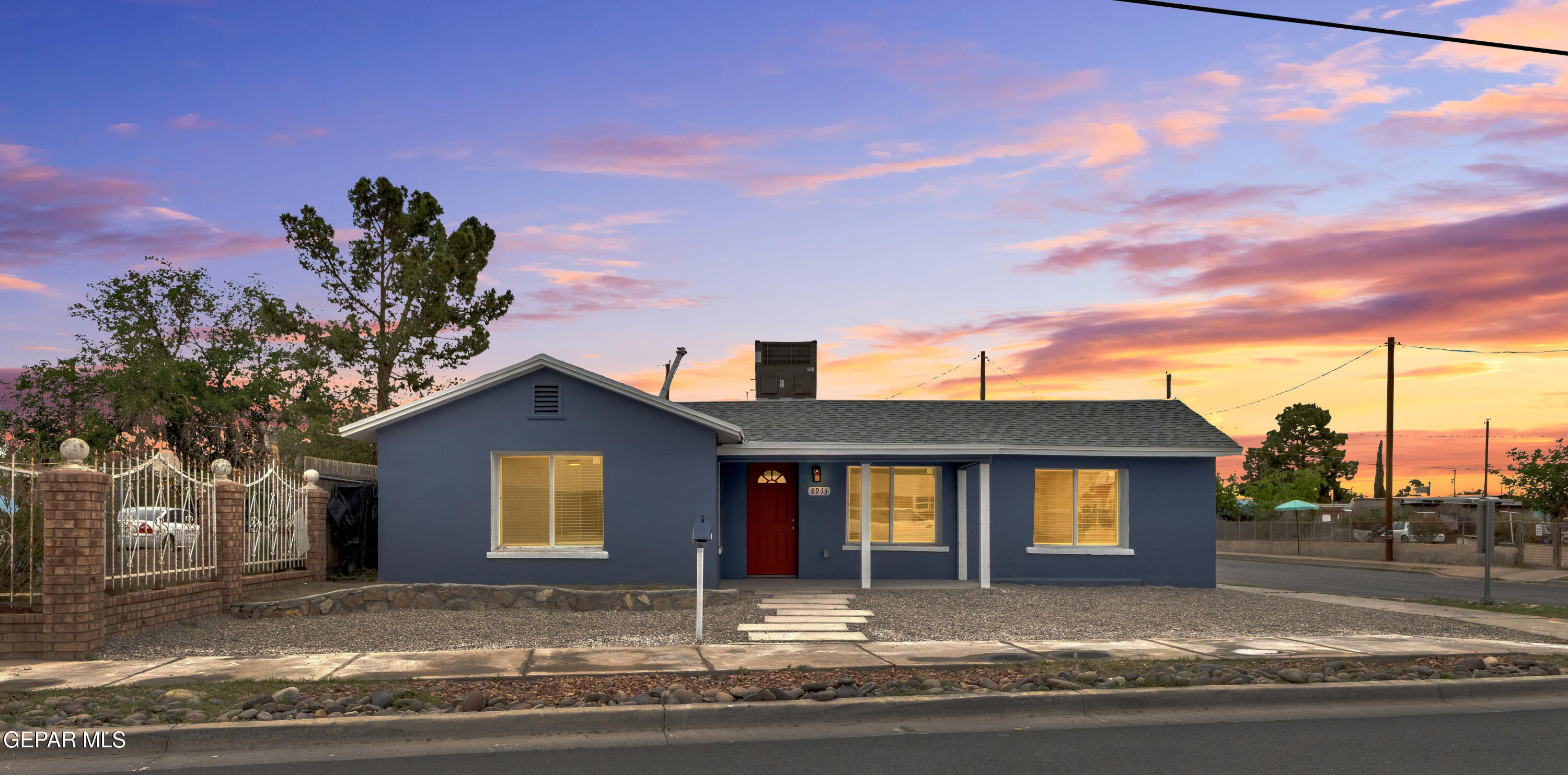 8913 PADILLA Drive