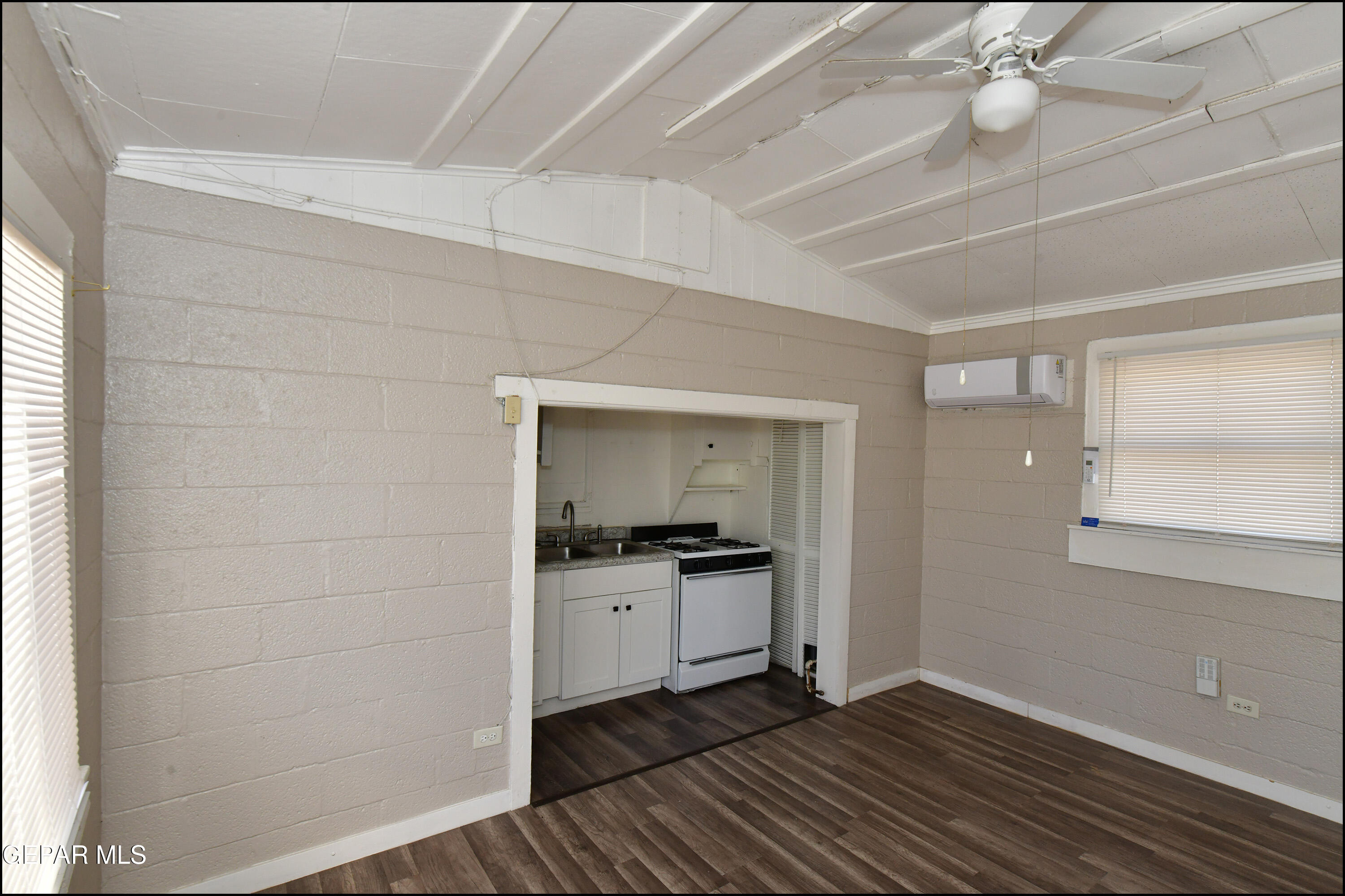 3519 Douglas Avenue C