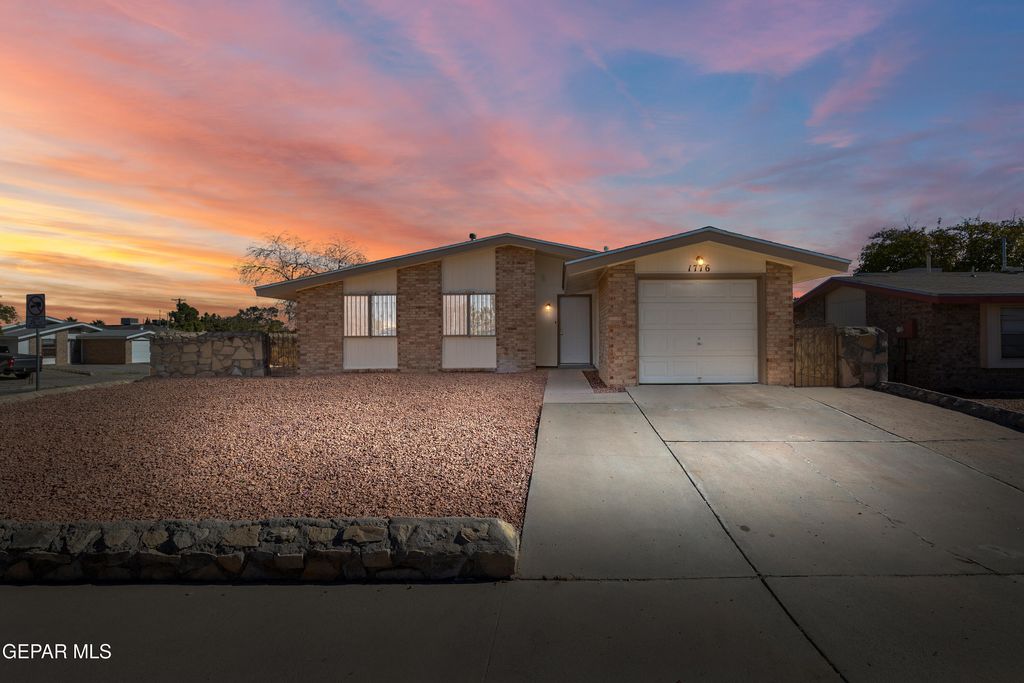 Photo of 9836 ISAAC Drive, El Paso, TX 79927 (MLS # 935379)