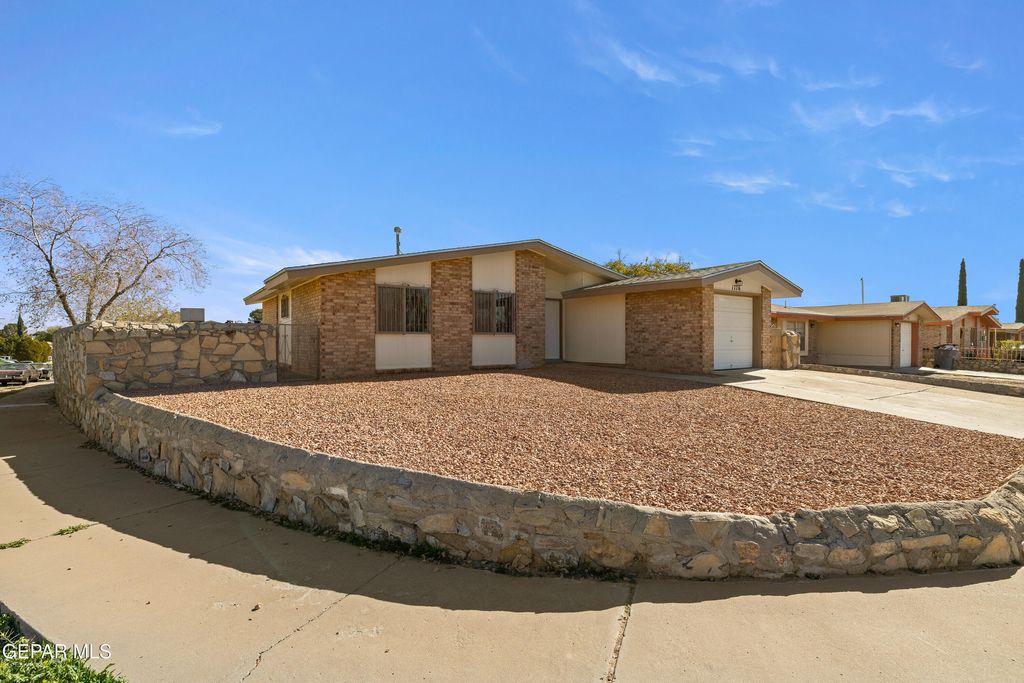 Photo of 9836 ISAAC Drive, El Paso, TX 79927 (MLS # 935379)