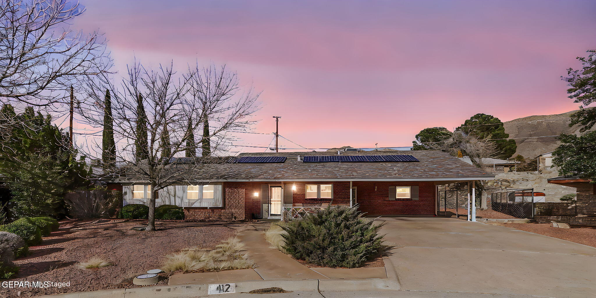 412 SPRINGHILL Circle