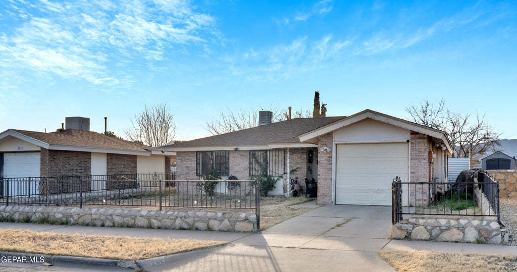 Photo of 6725 TIGER EYE Drive, El Paso, TX 79924 (MLS # 950845)