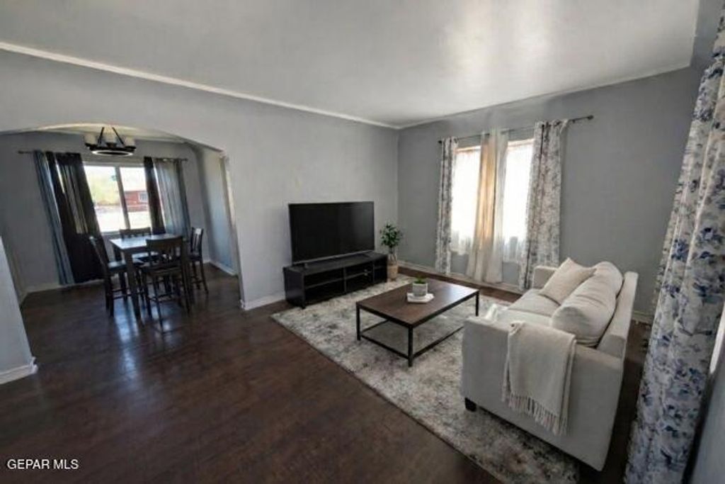 Photo of 432 Alicia Drive, El Paso, TX 79905 (MLS # 939586)