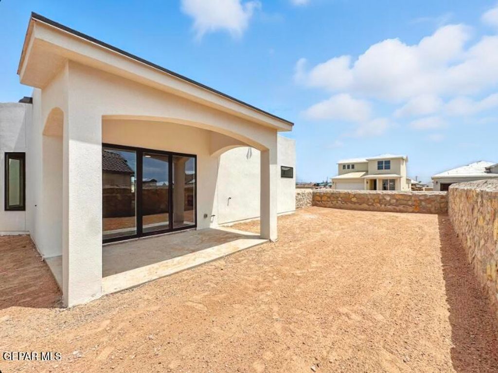 Photo of 741 Paseo De La Reina Street, El Paso, TX 79928 (MLS # 931052)