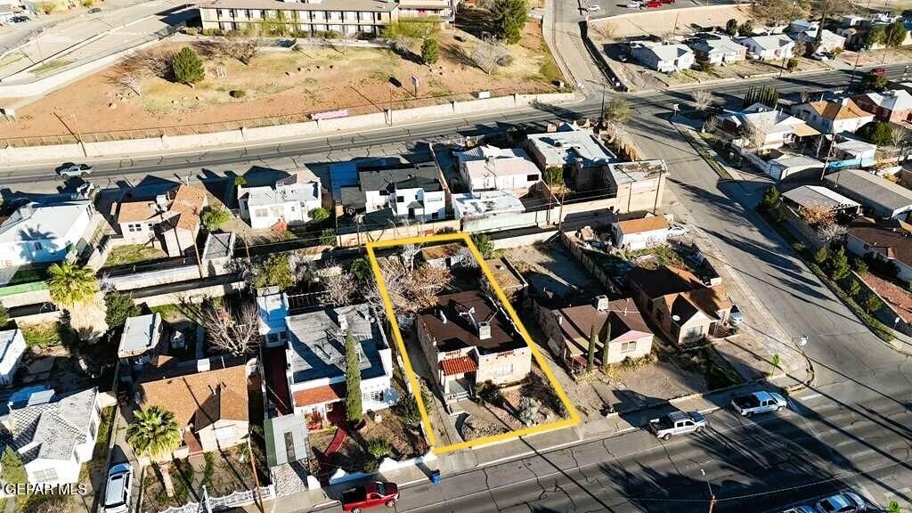 Photo of 2227 GRANT Avenue, El Paso, TX 79930 (MLS # 939923)