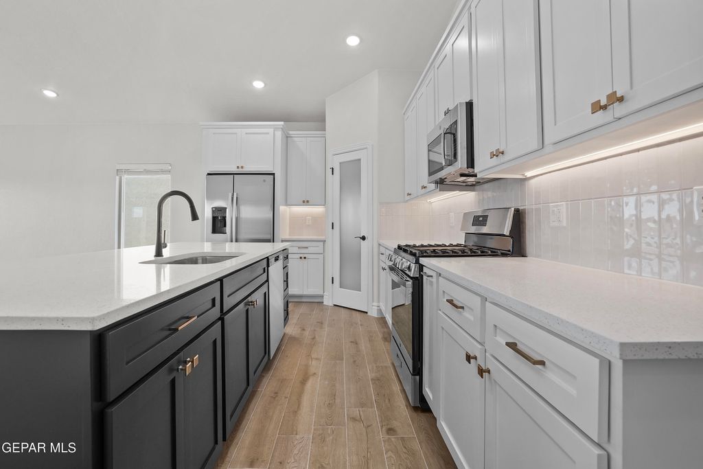 Photo of 3941 Peak Place, El Paso, TX 79938 (MLS # 938576)