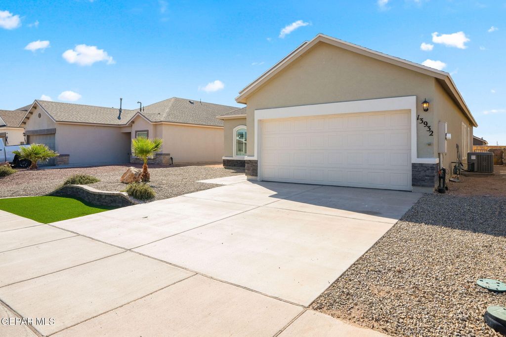 Photo of 13932 Sky Harbor Avenue, El Paso, TX 79928 (MLS # 930899)