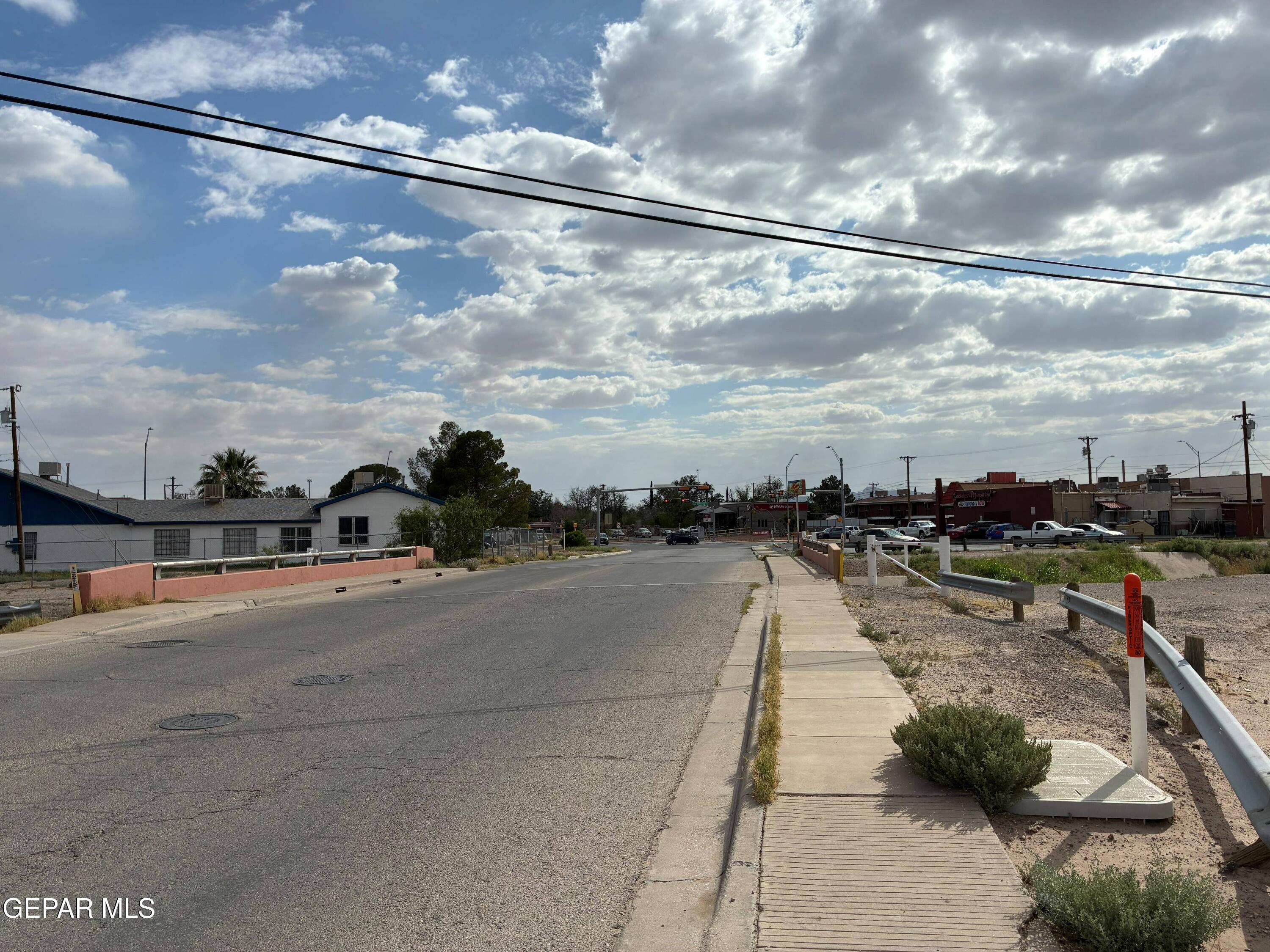 Photo 1 of 7 — 525 LAFAYETTE Drive, El Paso, TX 79915