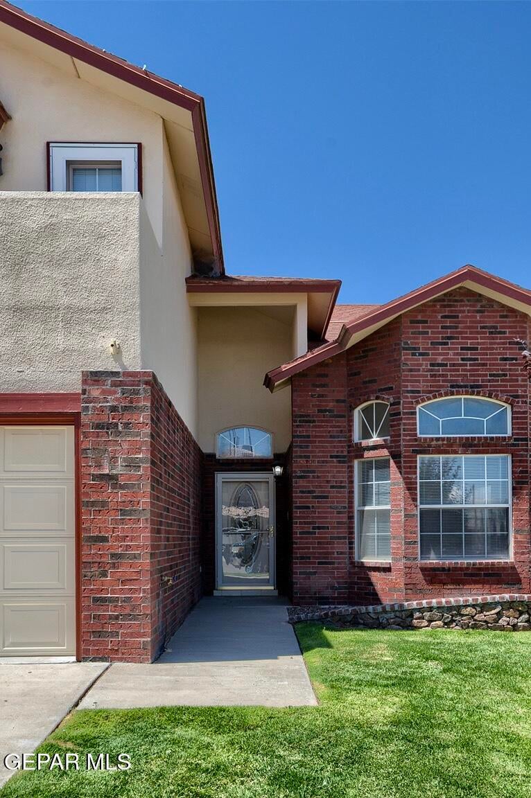 Photo of 12645 SUN HAVEN Drive, El Paso, TX 79938 (MLS # 946401)