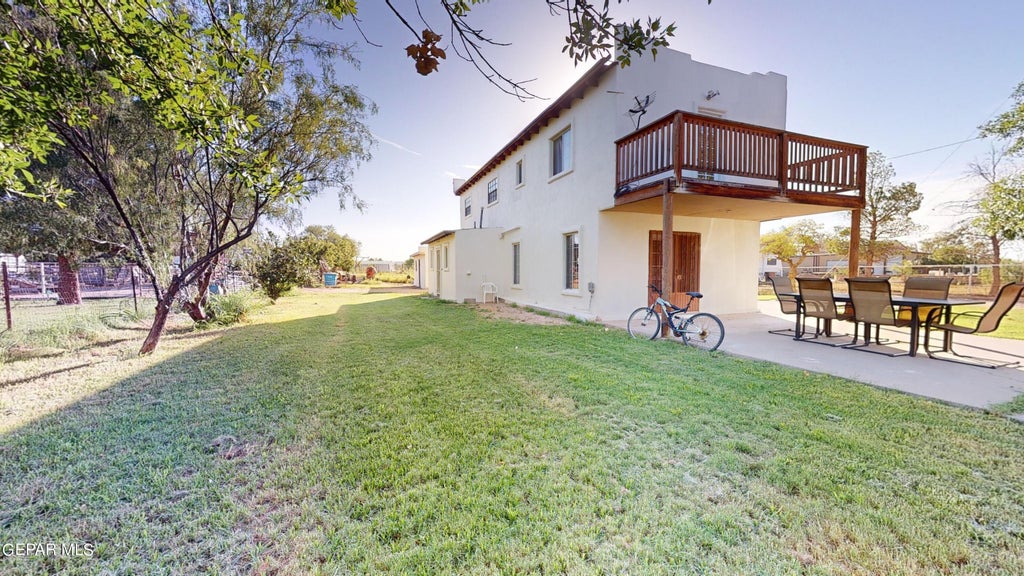 Photo of 12421 N LOOP Drive, Clint, TX 79836 (MLS # 951271)