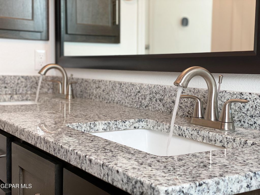 Photo of 234 Olive Branch, Santa Teresa, NM 88008 (MLS # 942338)