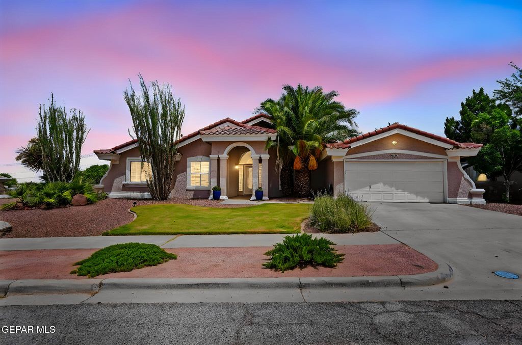 Photo of 6641 GRAND RIDGE Drive, El Paso, TX 79912 (MLS # 943997)