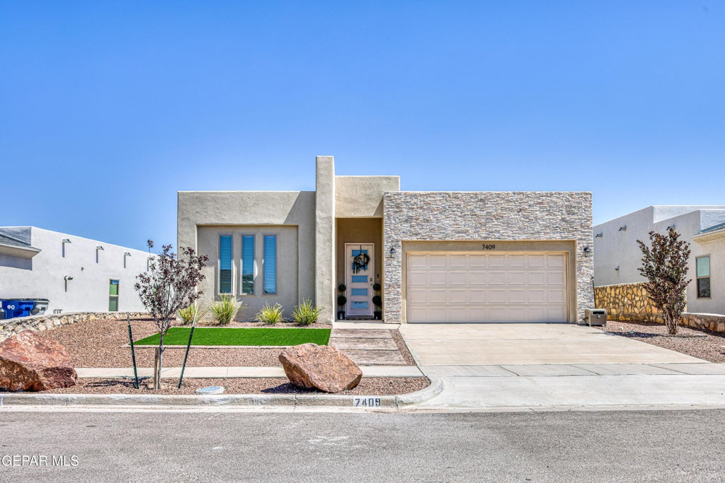 Photo of 7409 Enchanted Point Drive, El Paso, TX 79911 (MLS # 946116)