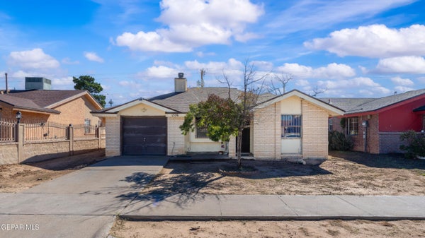 1576 DICK MAYERS DR, EL PASO, TX 79936 - Image 6cdb8af1d3a4e41846e04a03469ae59f/233841442