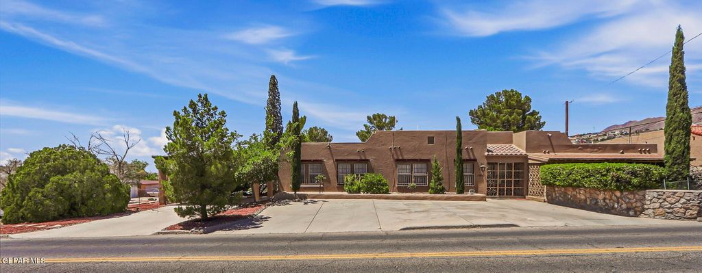 Photo of 1007 KERBEY Avenue, El Paso, TX 79902 (MLS # 943692)