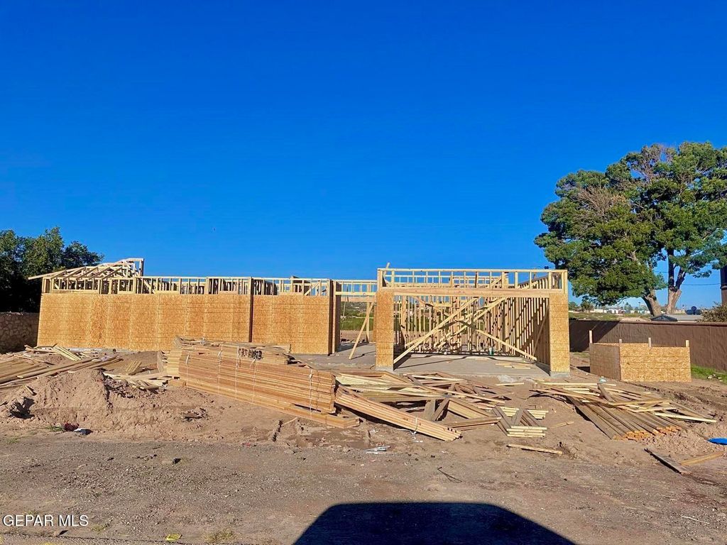 Photo of 10823 Patti Jo Drive, Socorro, TX 79927 (MLS # 932111)