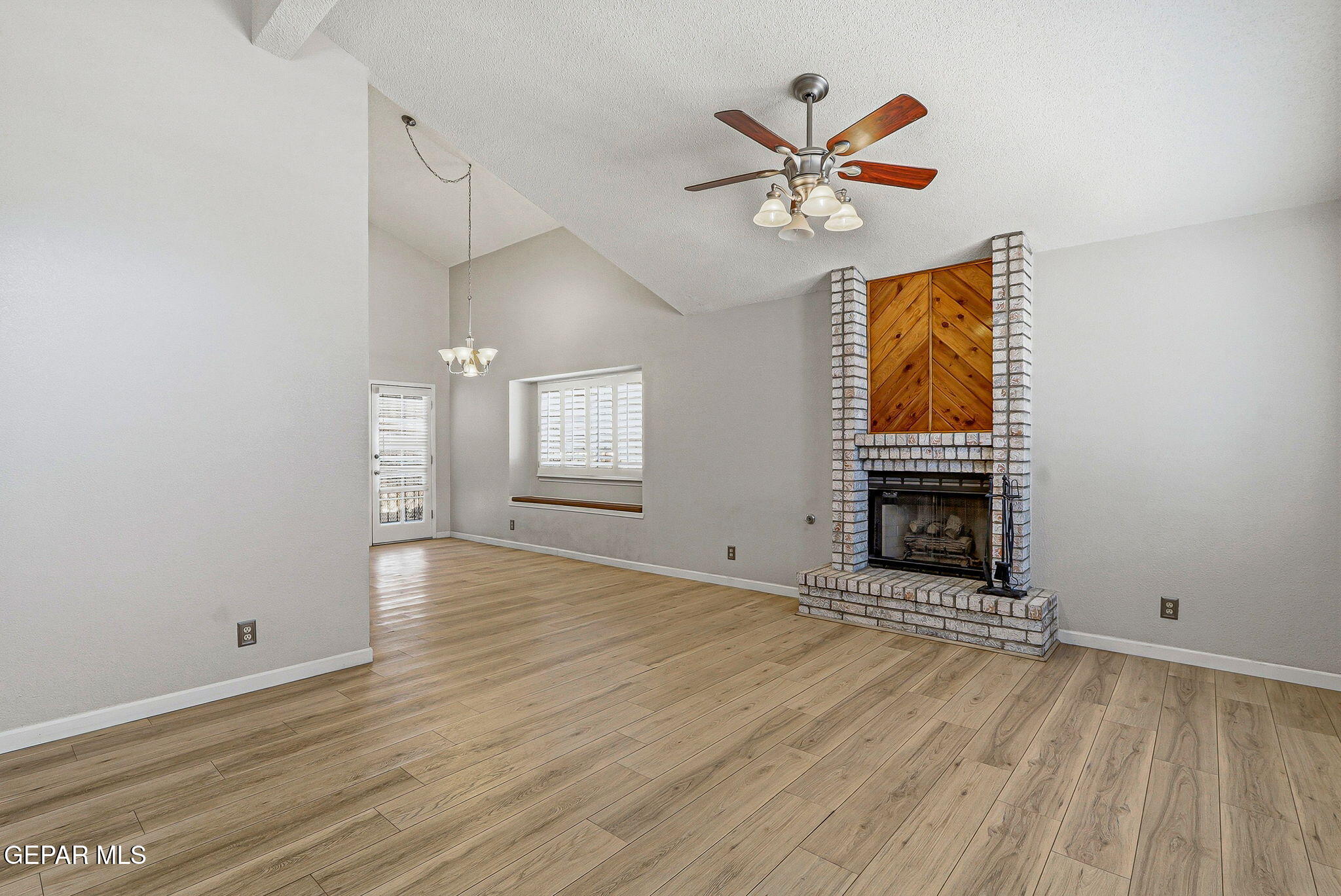 11505 CRAZY HORSE Drive