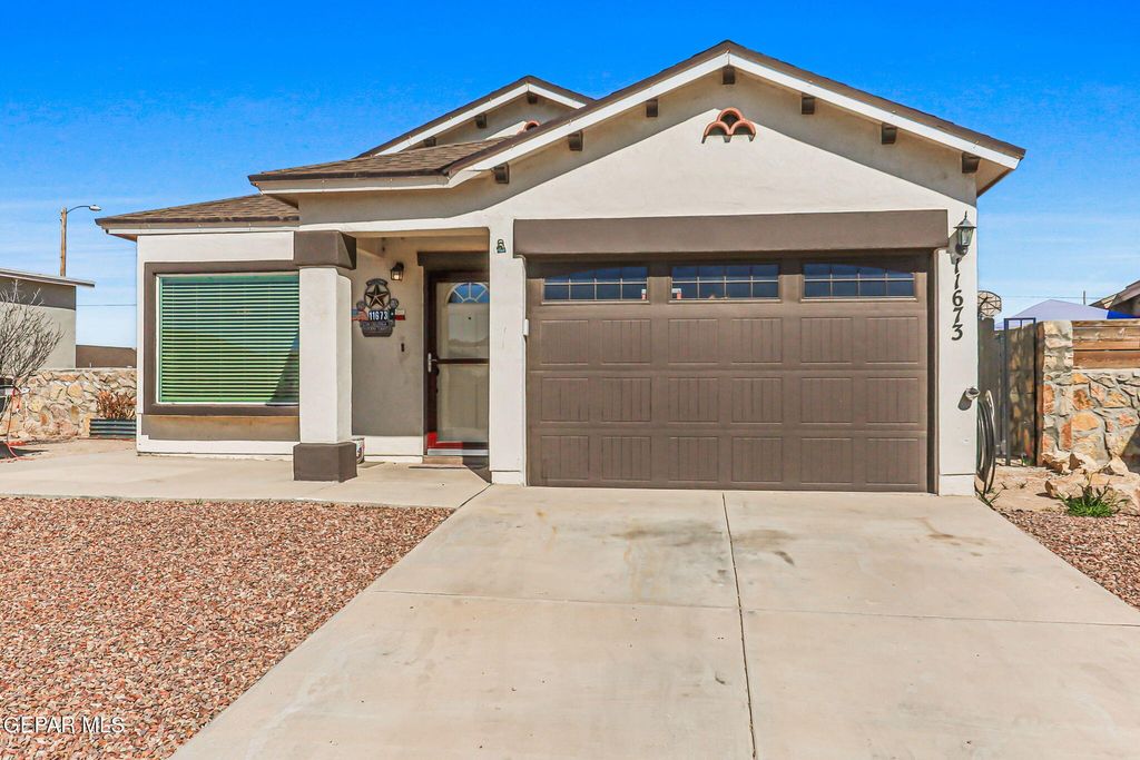 Photo of 11673 Flor Celosia, Socorro, TX 79927 (MLS # 938399)