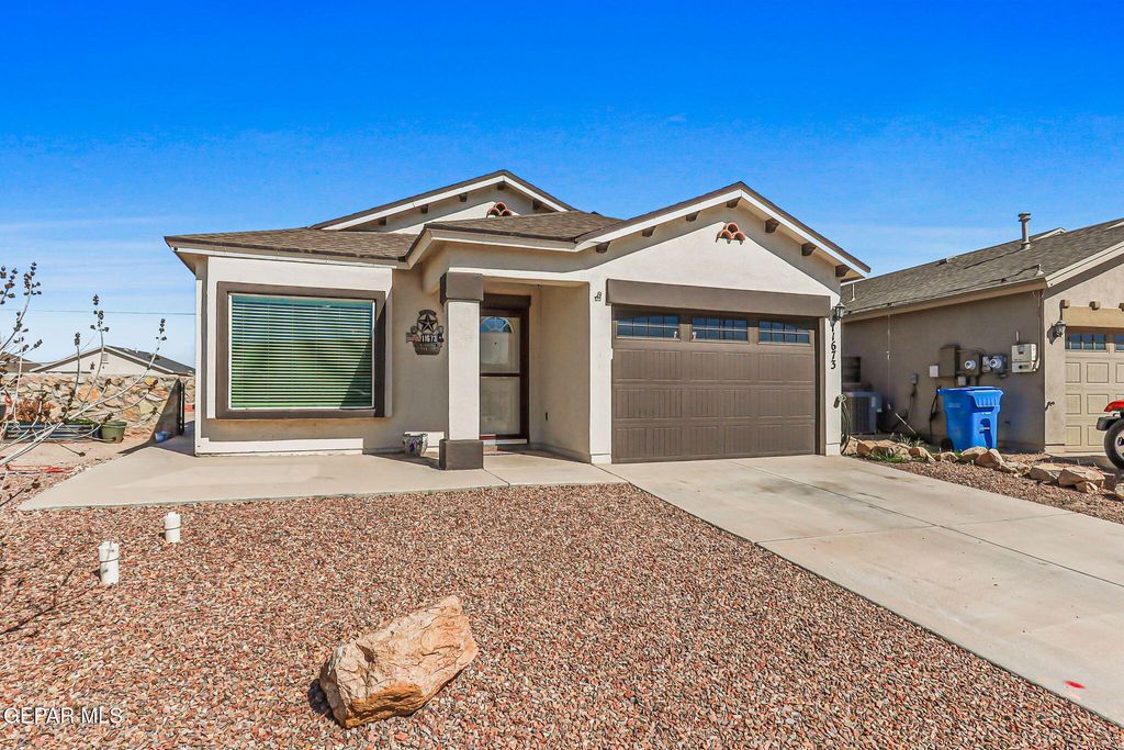 Photo of 11673 Flor Celosia, Socorro, TX 79927 (MLS # 938399)