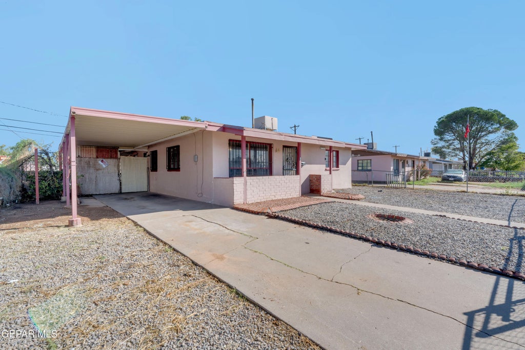Photo of 5213 SUN VALLEY Drive, El Paso, TX 79924 (MLS # 951838)
