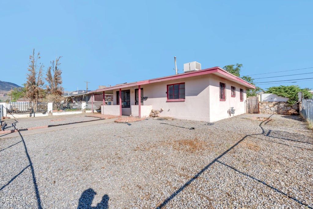 Photo of 5213 SUN VALLEY Drive, El Paso, TX 79924 (MLS # 951838)