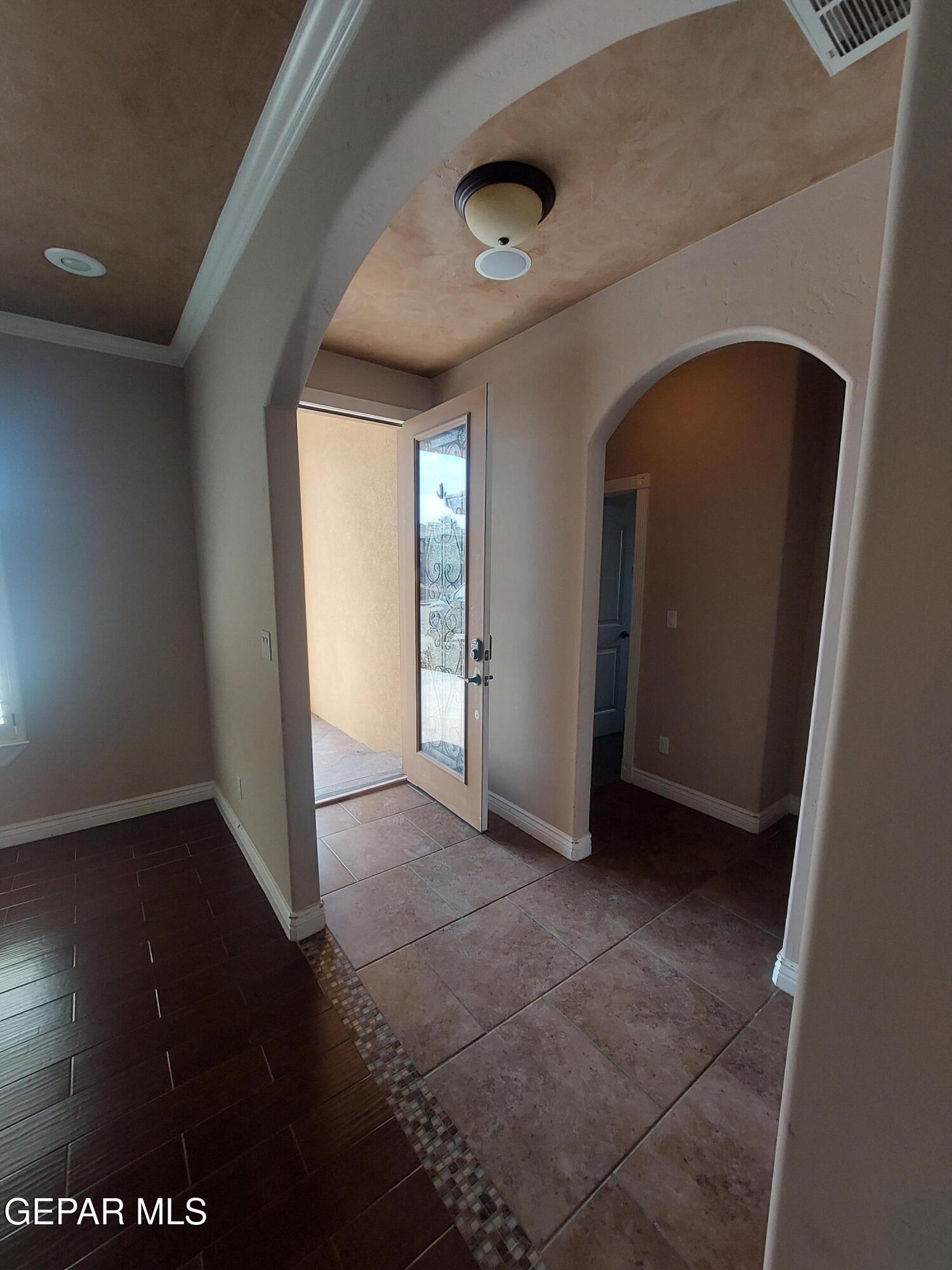 7243 CANYON WREN Avenue